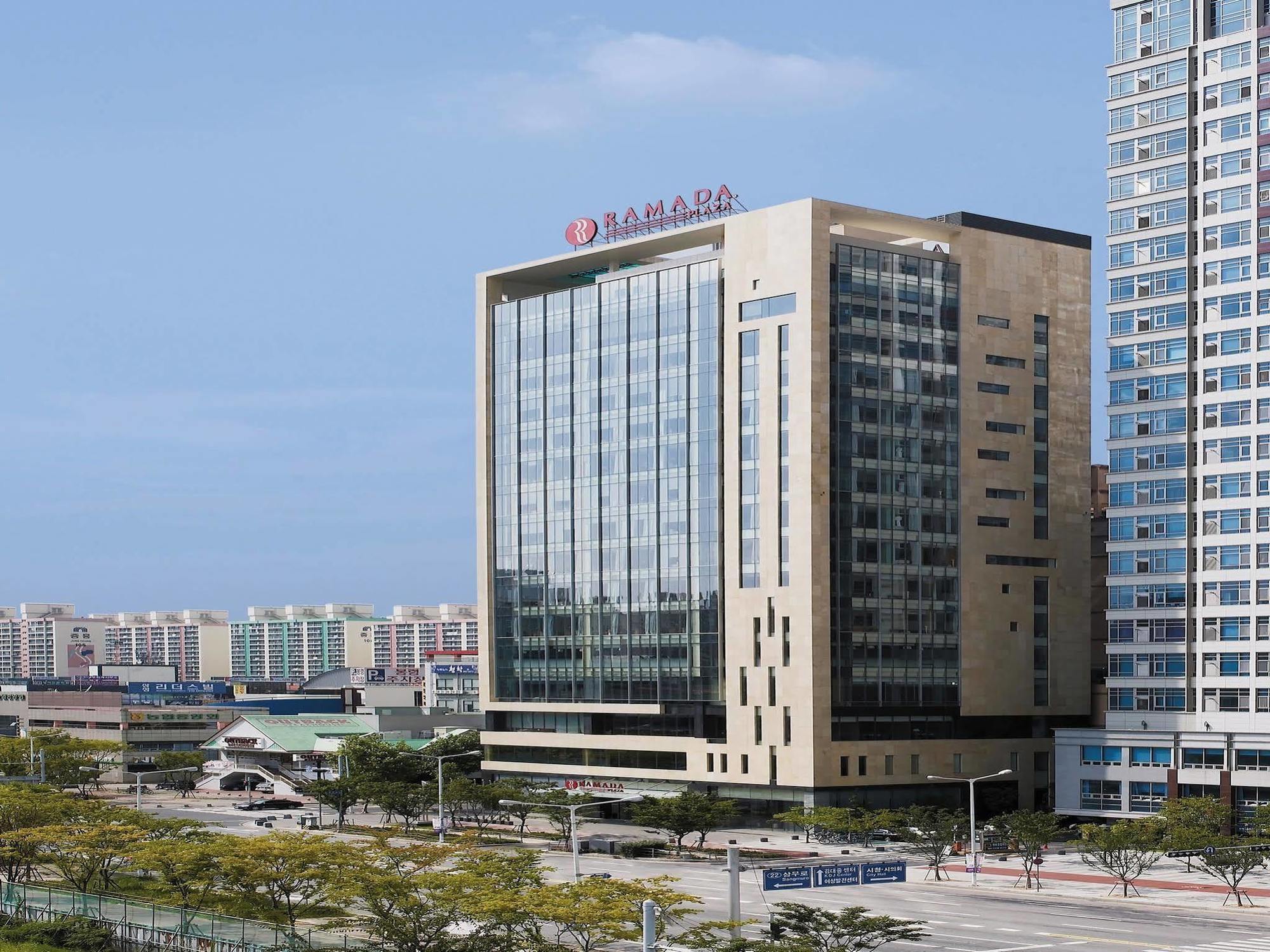 Hotel Ramada Plaza By Wyndham Gwangju Gwangju Metropolitan City Esterno foto