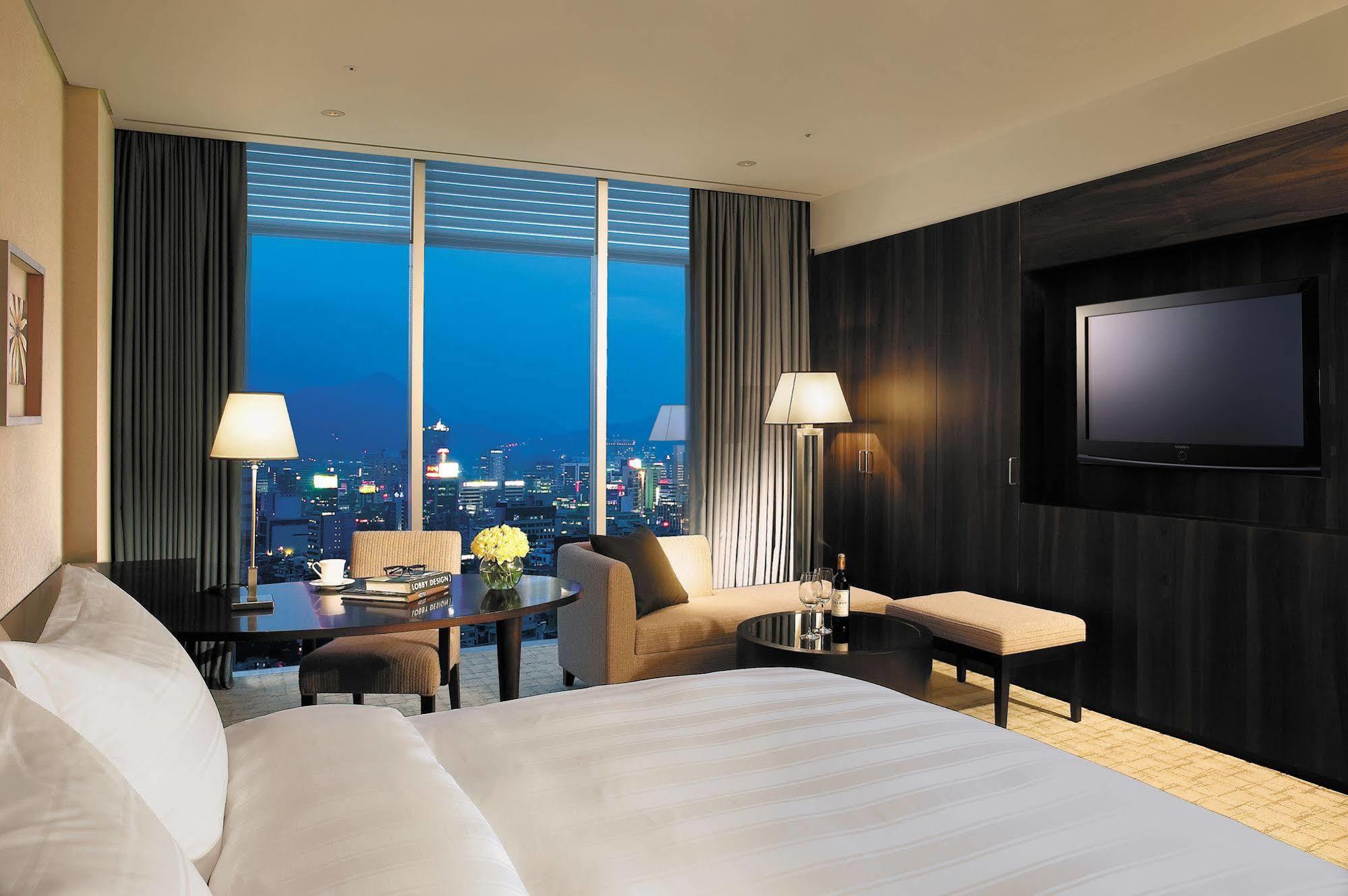 Hotel Ramada Plaza By Wyndham Gwangju Gwangju Metropolitan City Esterno foto